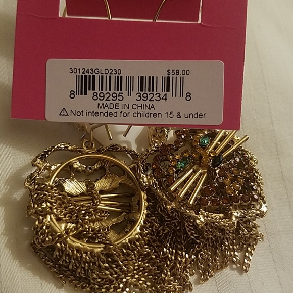 Betsey Johnson lion head long dangle fringe NWT - Picture 3 of 3